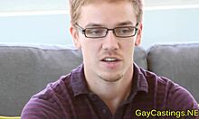 Gaypar utforskar anallek och deepthroat i hemgjord video