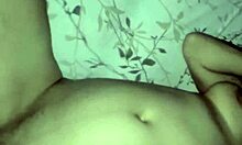 Seksi punca dobi analni seks v domačem videu