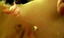 Sluger video af fisse, der spiser salt, klistret sperm