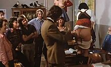 Passionele bonzende clip uit de jaren 70 met harde seks