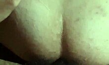 Homoseksuel mand deler sin anale oplevelse med en tyr i hjemmelavet video