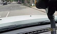 Μια παχουλή Βραζιλιάνα πουτάνα πηδιέται στους δρόμους
