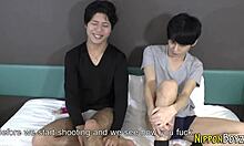 Domácí video gay párů, jak japonský teenager dostává tvrdý sex