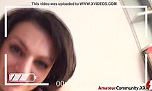 Amatørbrunette driller i hjemmelavet video med revet tøj
